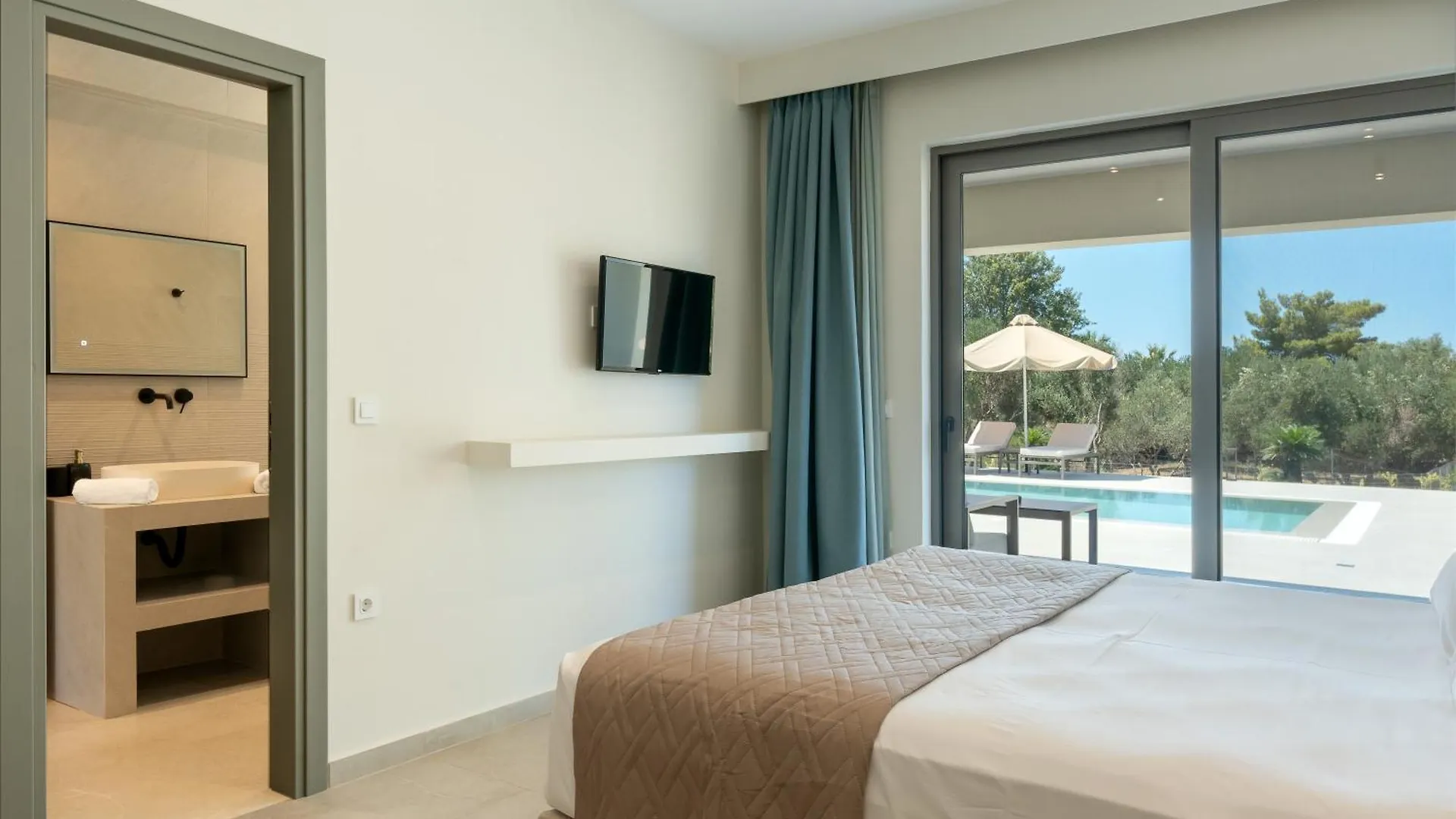 Villa Erato - Elysian Villas Kefalonia , 2 Min Walk From The Beach & Brand New 2024 米尼亚