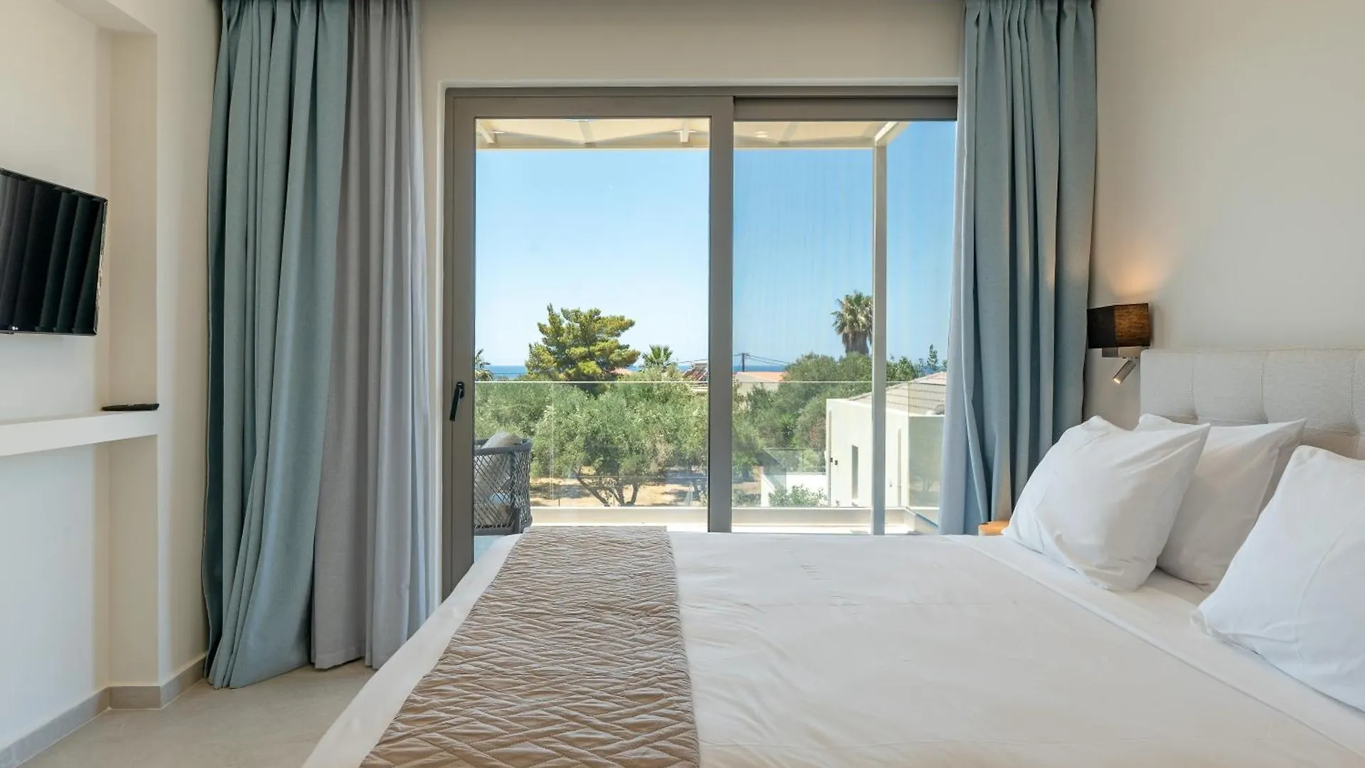 Villa Erato - Elysian Villas Kefalonia , 2 Min Walk From The Beach & Brand New 2024 Minia