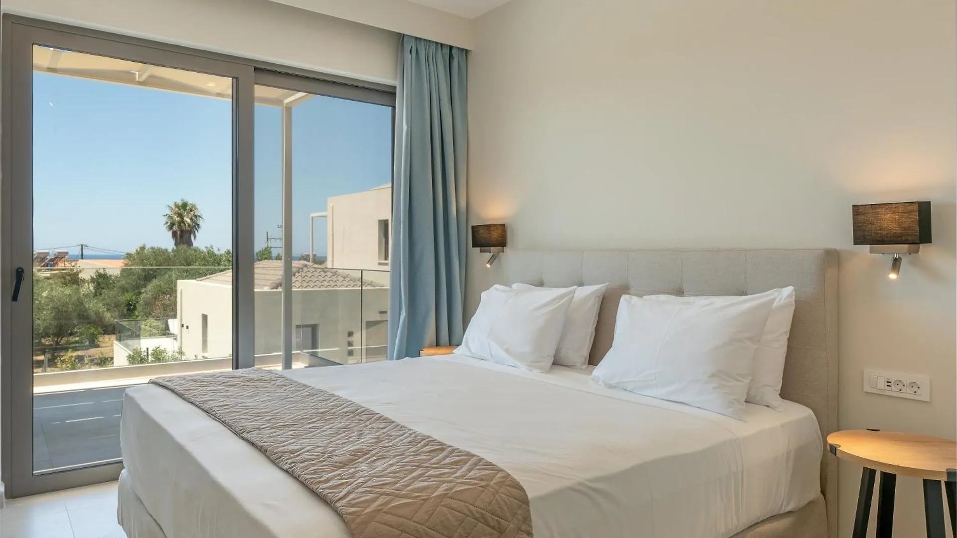 Villa Erato - Elysian Villas Kefalonia , 2 Min Walk From The Beach & Brand New 2024 Minia Greece